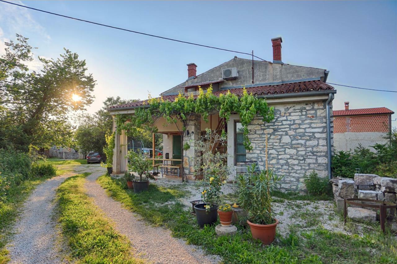 Rural Apartment Geja Umag Luaran gambar